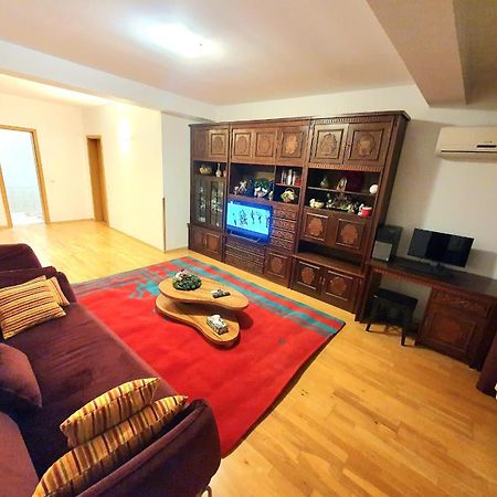 Centru Unirii Luxury Vip Apartament 2 Camere 98 Mp ! Parcare Subterana Privata Incalzita Iarna Si Climatizata Vara Doar Cu Rezervare In Limita Locurilor Disponibile ! Proprietate In Regim Hoteliep - Nu Are Bucatarie ! Bucarest Esterno foto
