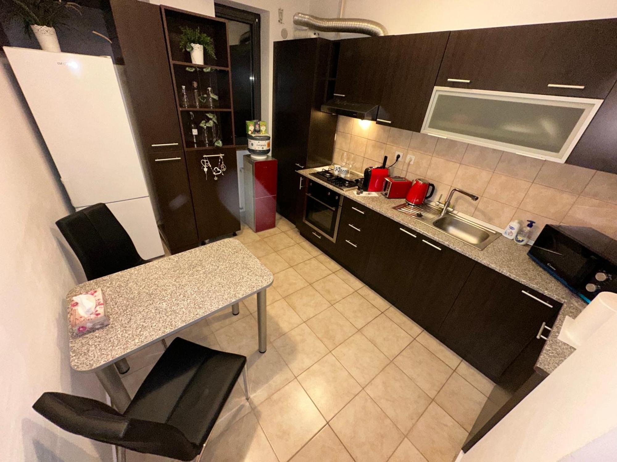 Centru Unirii Luxury Vip Apartament 2 Camere 98 Mp ! Parcare Subterana Privata Incalzita Iarna Si Climatizata Vara Doar Cu Rezervare In Limita Locurilor Disponibile ! Proprietate In Regim Hoteliep - Nu Are Bucatarie ! Bucarest Esterno foto